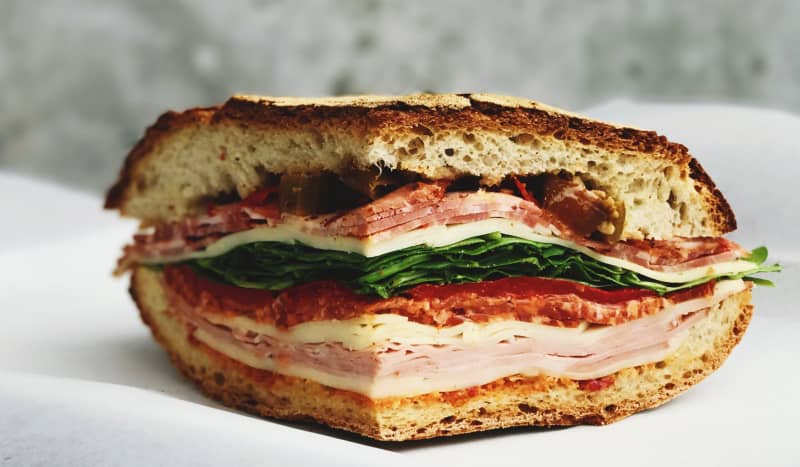 calories in sandwich